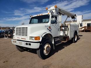 1991 International 4800 Equipment Image0