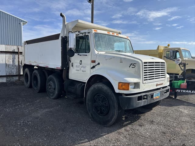 Image of International 4900 equipment image 2