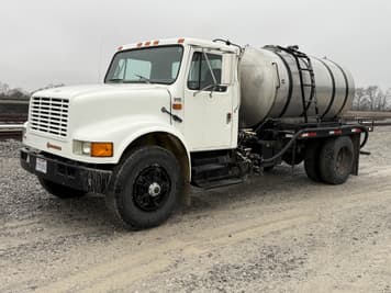 Main image International 4900