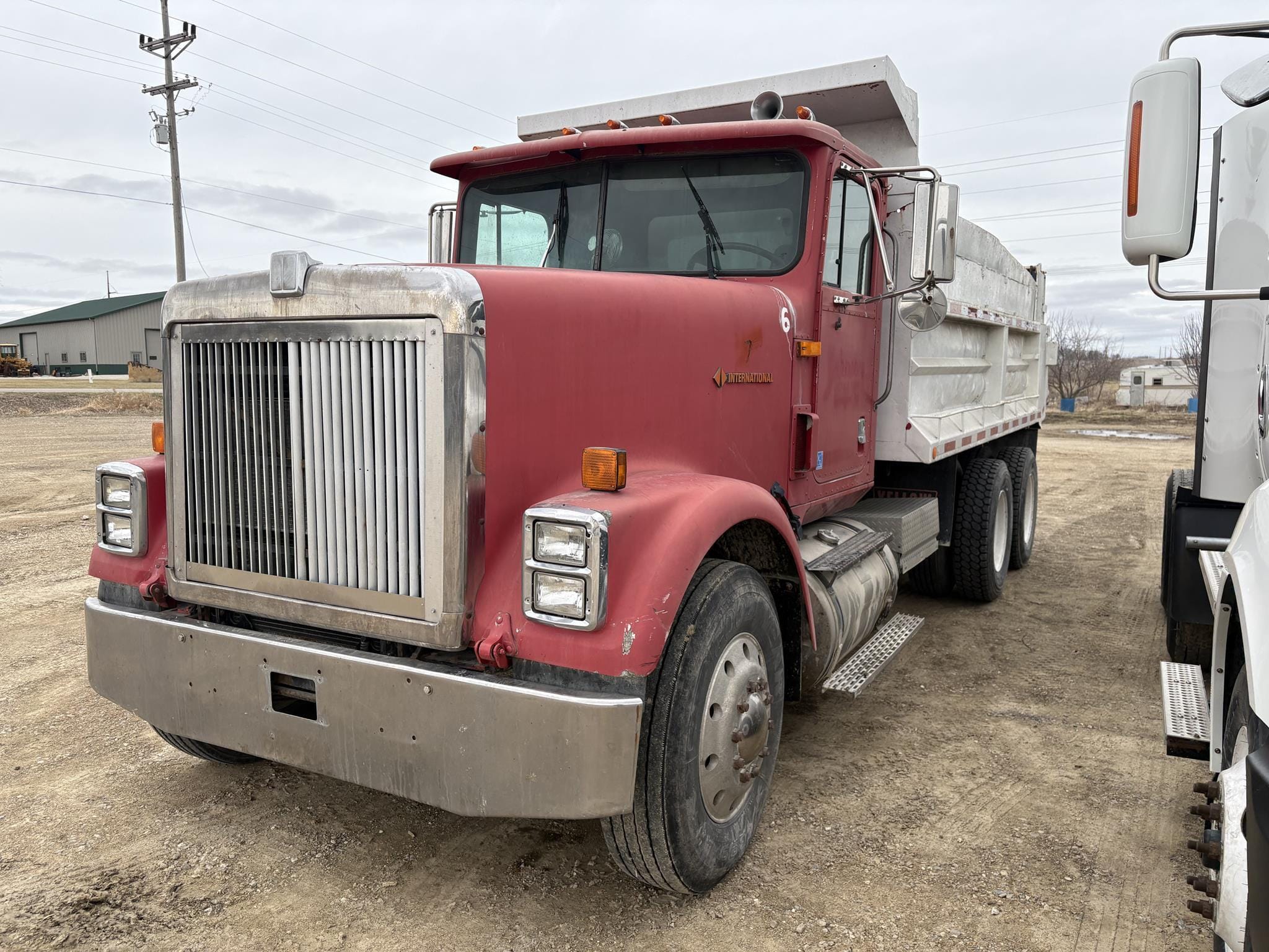1991 International 9000 Equipment Image0