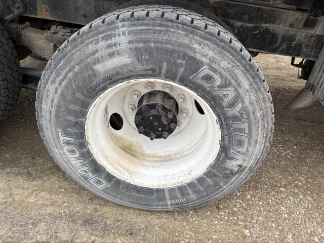 Image of International 9000 equipment image 3