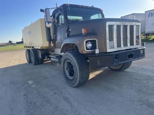 1991 International S2600 Image