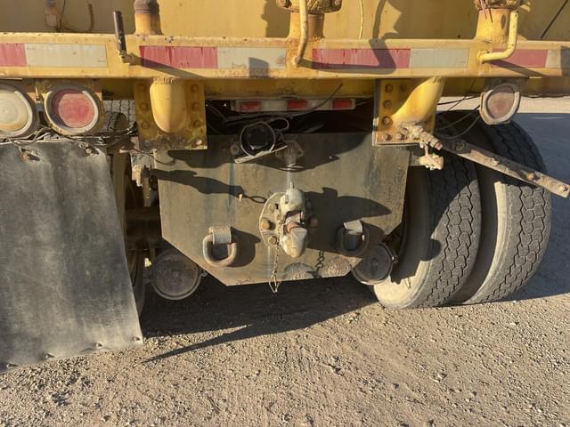 Image of International S2600 equipment image 4