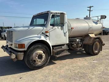 Main image International 4700