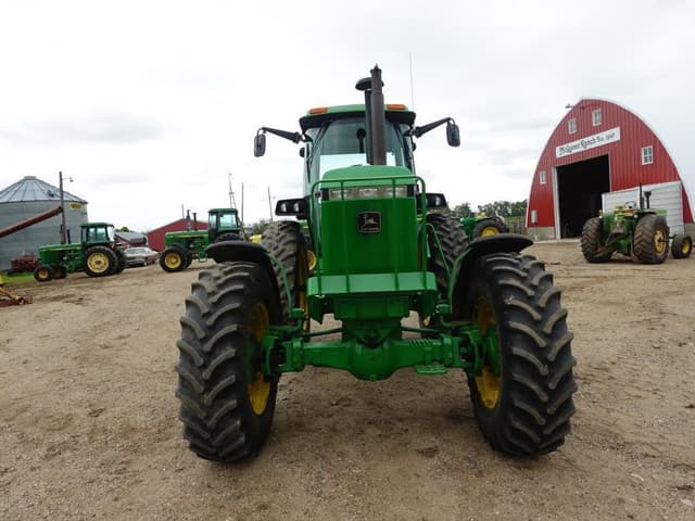 Image of John Deere 4455 equipment image 1