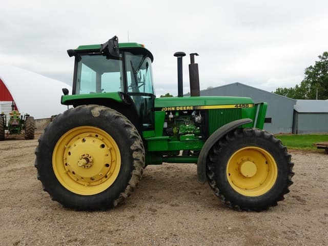 Image of John Deere 4455 equipment image 3