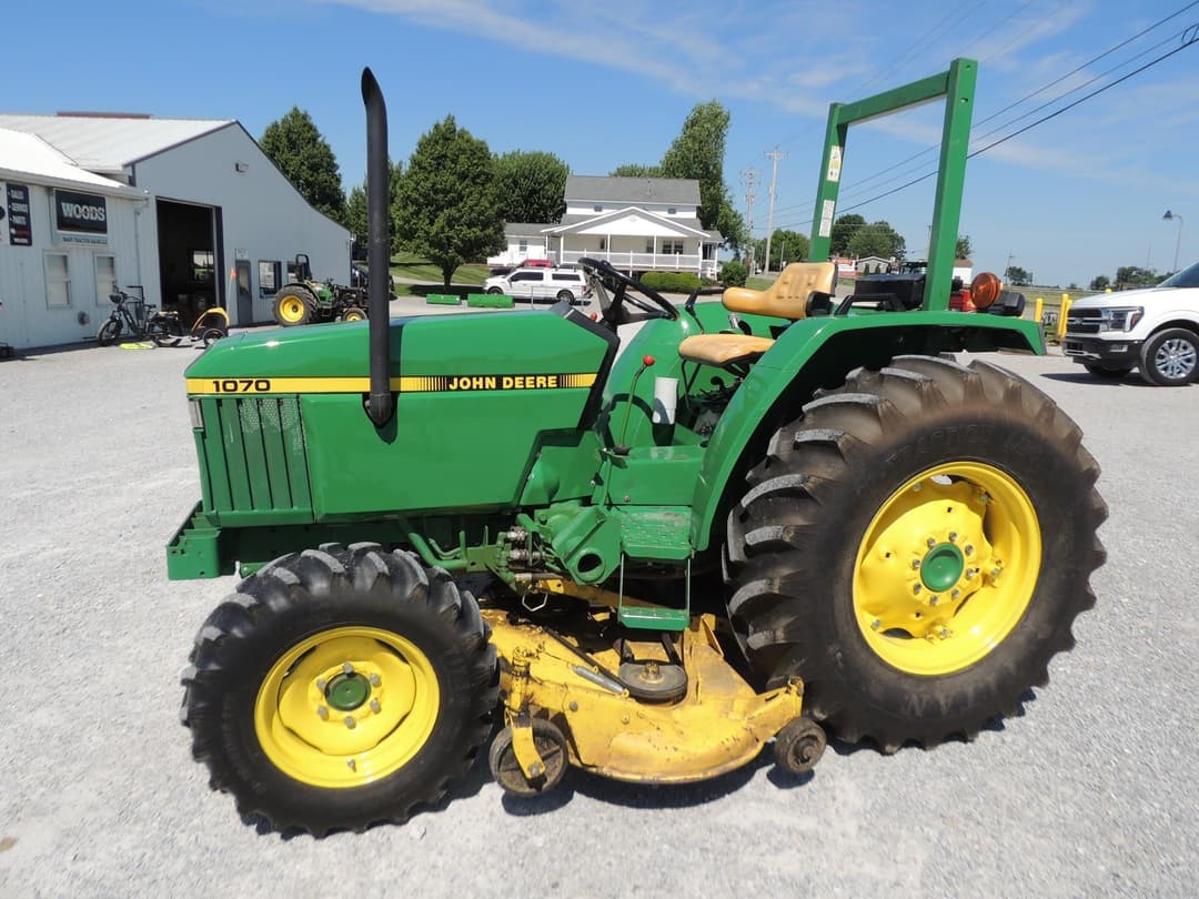 Image of John Deere 1070 Primary image