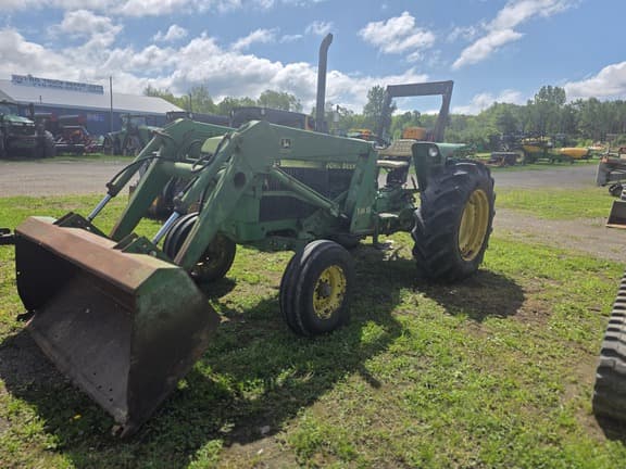 Image of John Deere 2355 equipment image 4