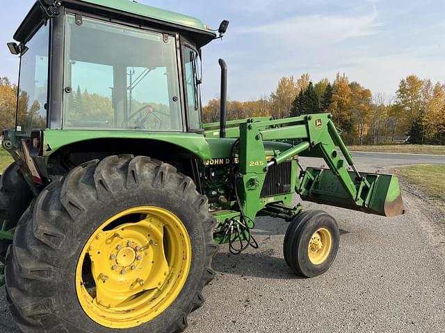 Image of John Deere 2355 equipment image 2