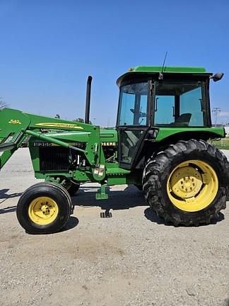 Image of John Deere 2355 equipment image 1