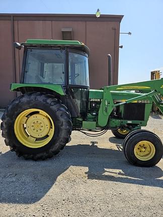 Image of John Deere 2355 equipment image 3