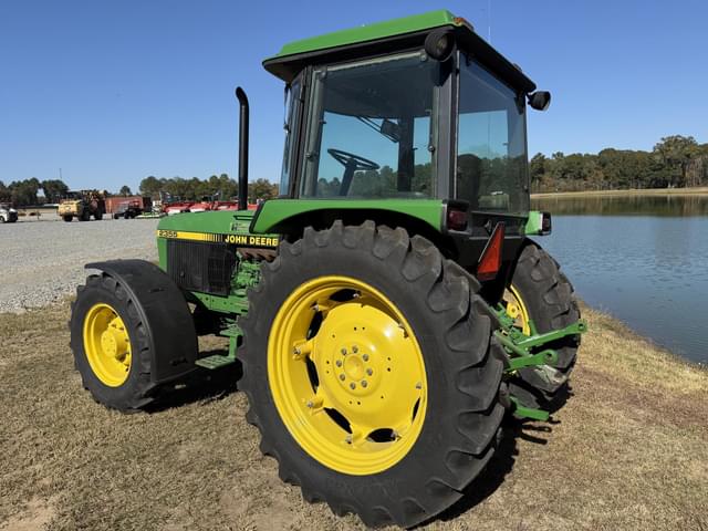 Image of John Deere 2355 equipment image 2