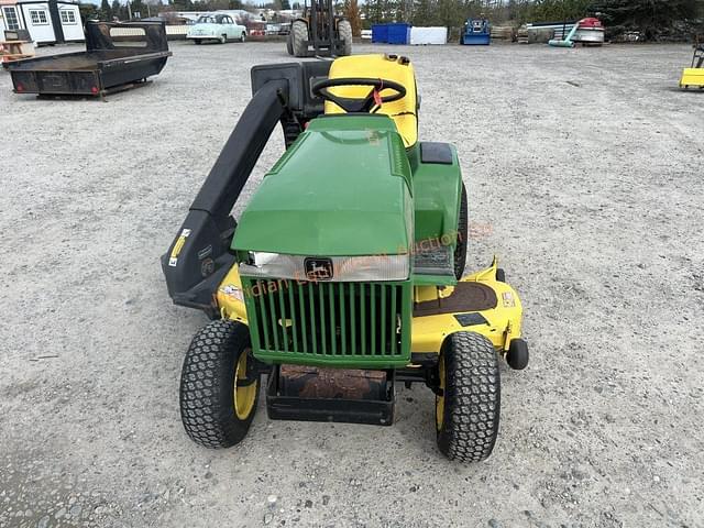 Image of John Deere 285 equipment image 1