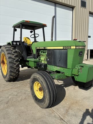 Image of John Deere 2955 equipment image 1