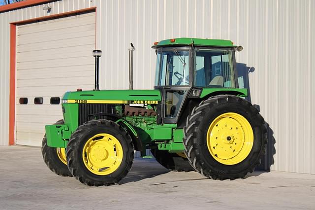 Image of John Deere 3155 equipment image 3