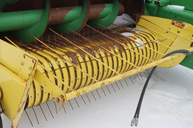 Image of John Deere 328 equipment image 1