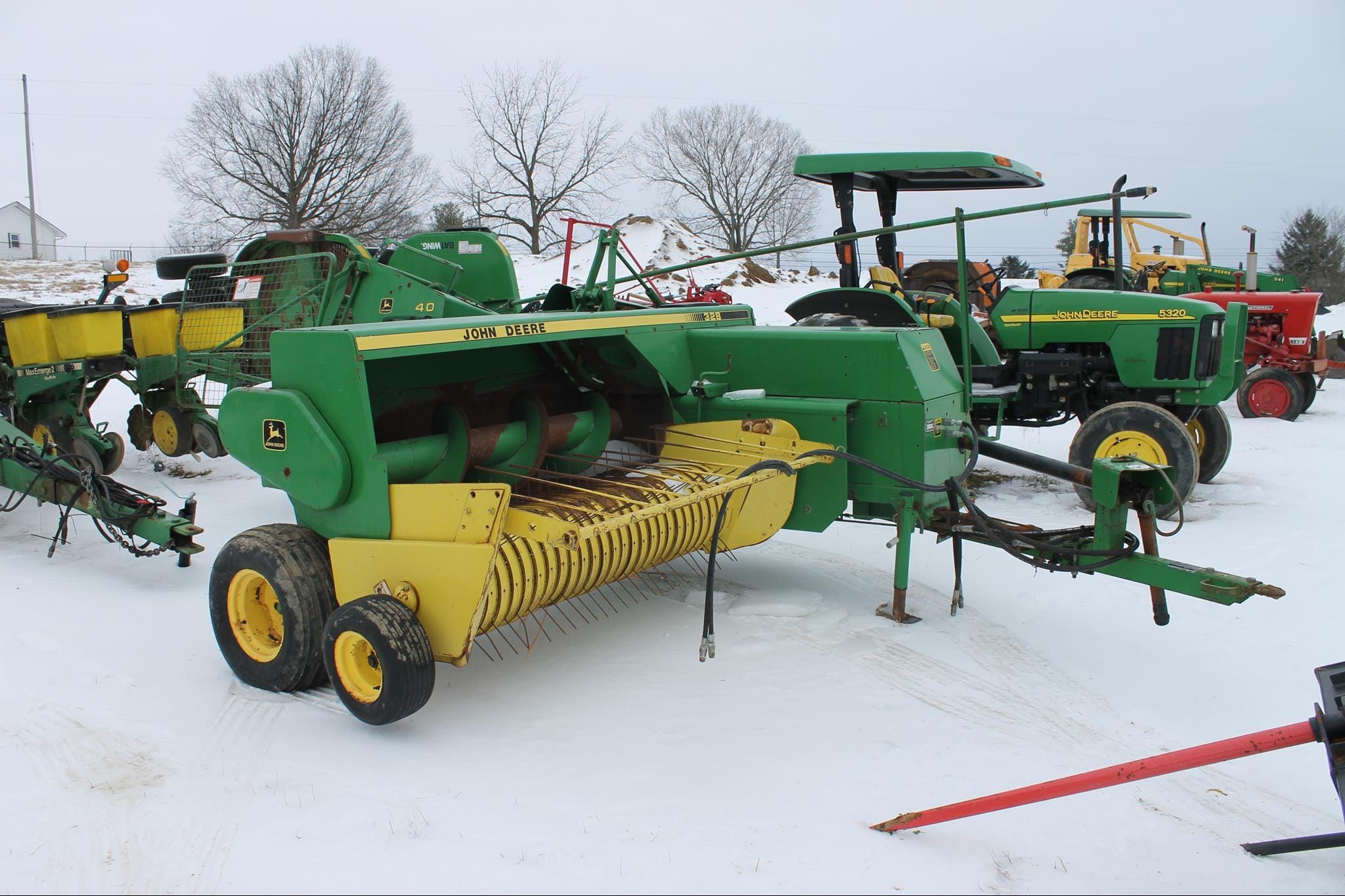 1991 John Deere 328 Equipment Image0