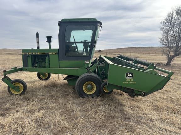 Image of John Deere 3430 equipment image 1