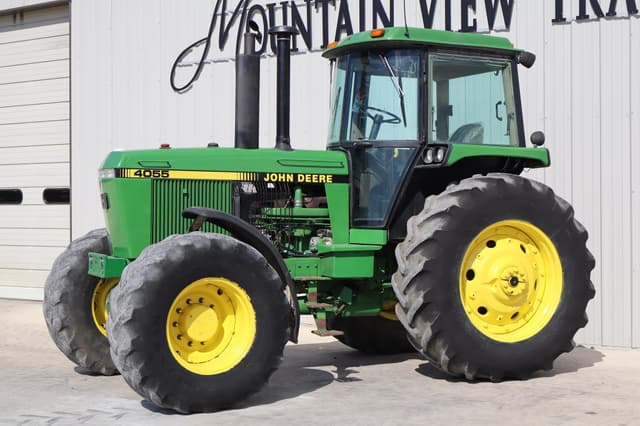 Image of John Deere 4055 equipment image 3