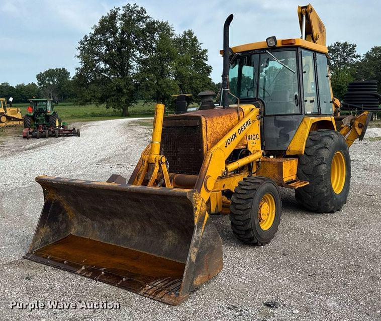 Image of John Deere 410C Primary image