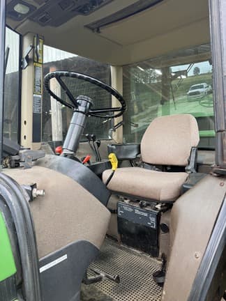 Image of John Deere 4255 equipment image 4