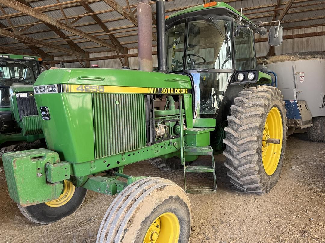 Image of John Deere 4255 Image 0