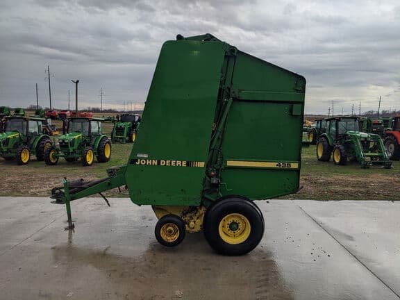 Image of John Deere 435 equipment image 1