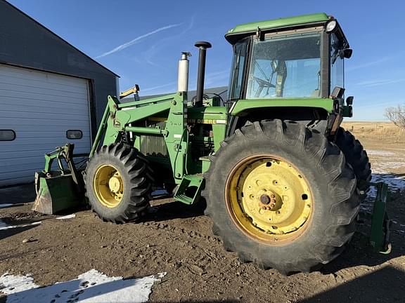 Image of John Deere 4455 equipment image 1