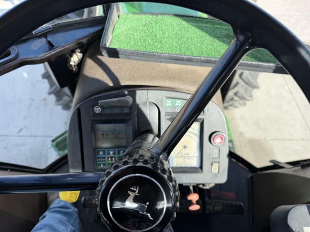 Image of John Deere 4455 equipment image 4