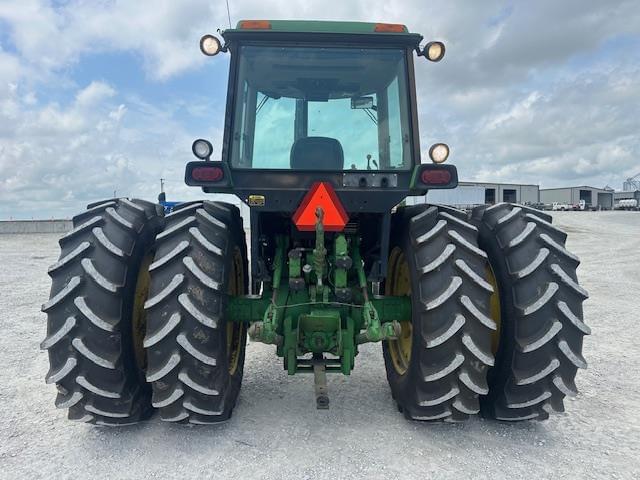 Image of John Deere 4455 equipment image 3