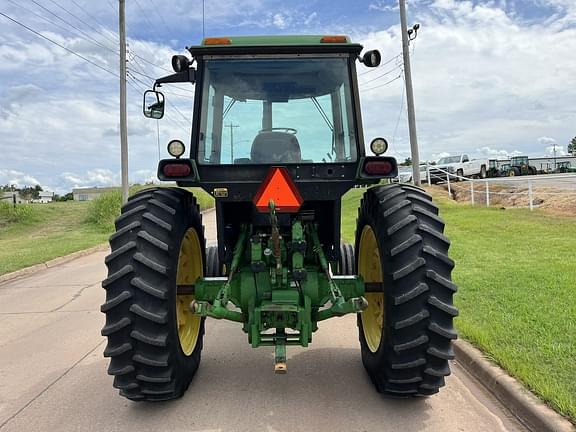Image of John Deere 4455 equipment image 3