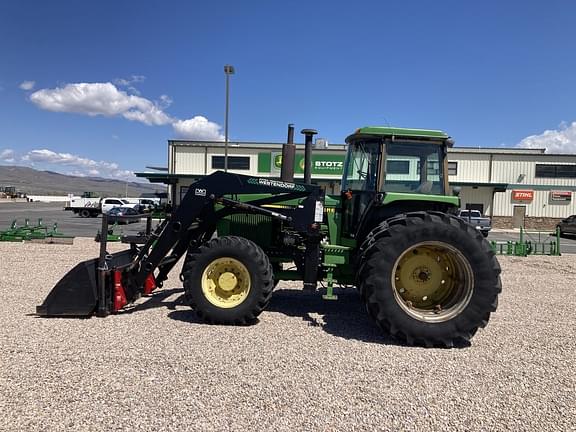 Image of John Deere 4455 equipment image 1