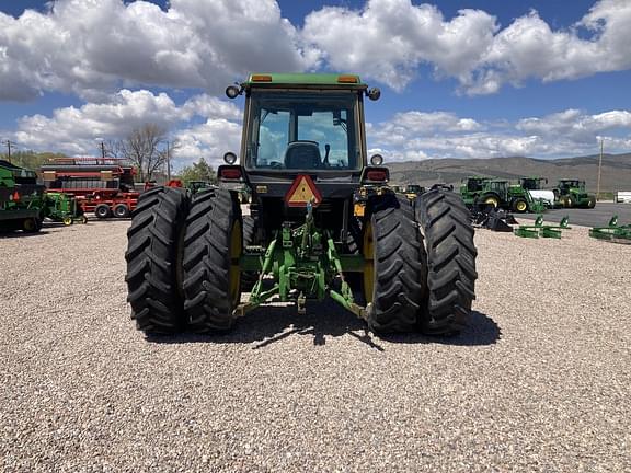 Image of John Deere 4455 equipment image 3