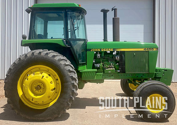 Image of John Deere 4455 equipment image 1