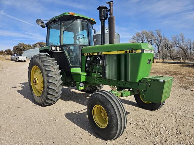 Image of John Deere 4455 equipment image 1