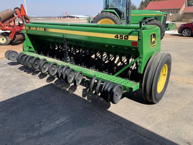 Image of John Deere 450 equipment image 1