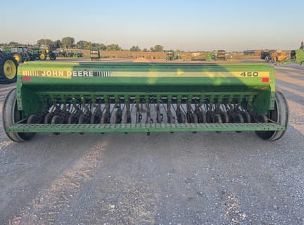 1991 John Deere 450 Equipment Image0