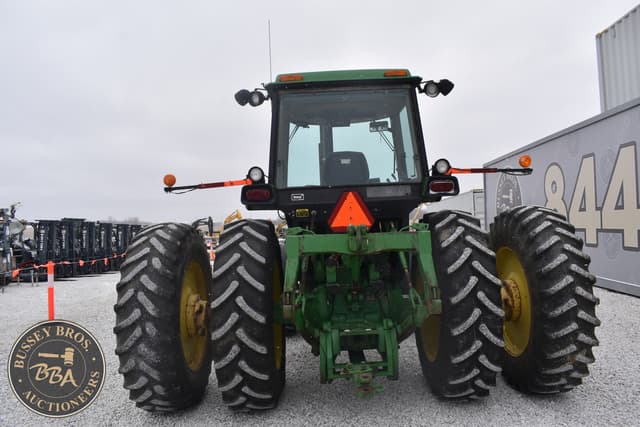 Image of John Deere 4555 equipment image 3