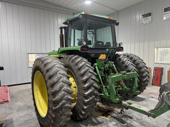 Image of John Deere 4555 equipment image 3