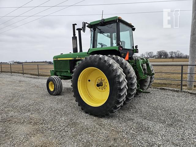 Image of John Deere 4755 equipment image 3