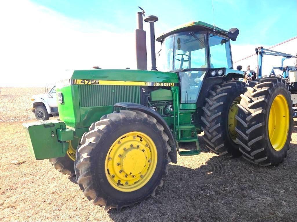 Image of John Deere 4755 Primary image
