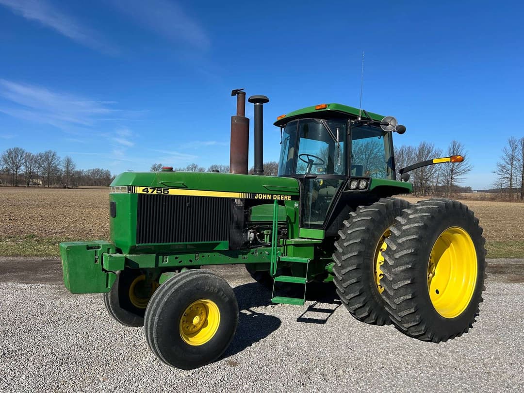 Image of John Deere 4755 Primary image