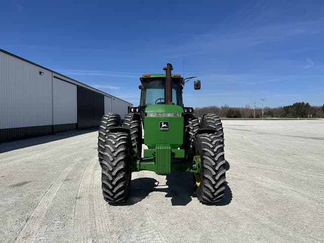 Image of John Deere 4755 equipment image 1