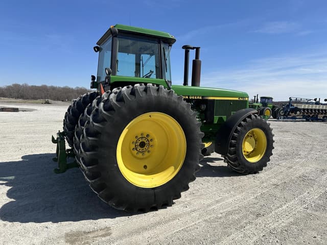 Image of John Deere 4755 equipment image 3