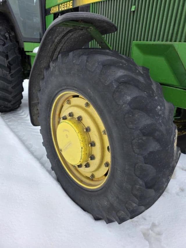 Image of John Deere 4755 equipment image 4
