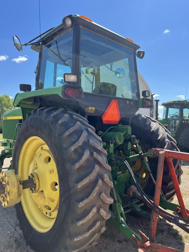 Image of John Deere 4760 equipment image 3