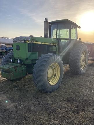 Image of John Deere 4955 equipment image 1