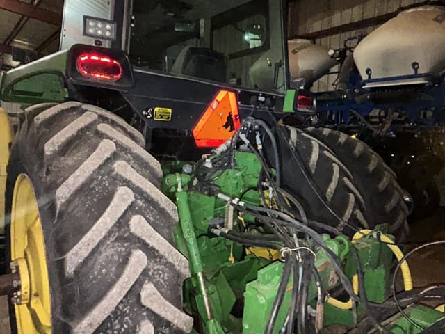 Image of John Deere 4960 equipment image 4