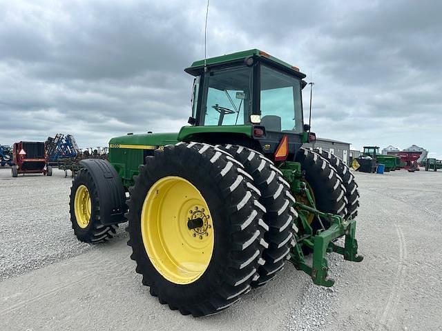 Image of John Deere 4960 equipment image 2