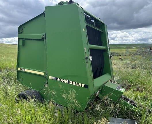 1991 John Deere 535 Equipment Image0